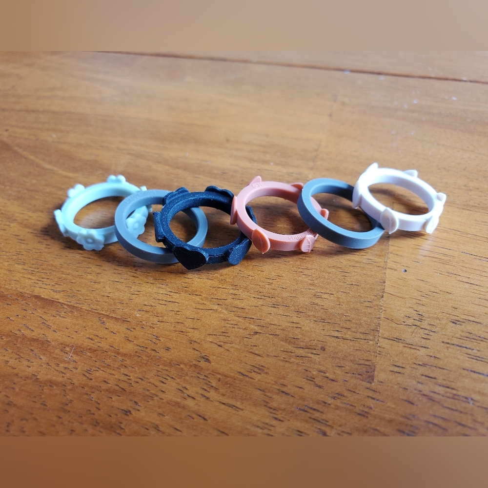 6 Stackable Silicone Rings Size 6